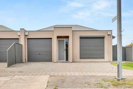 78 Fosters Road, Hillcrest SA 5086 - House For Rent - $680 | Domain - Photo 4