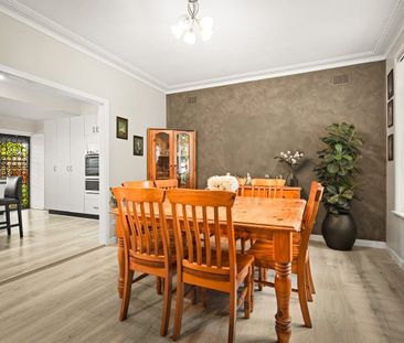 FIVE BEDROOM TWO STORY HOME WITH INGROUND POOL!!! - Photo 3