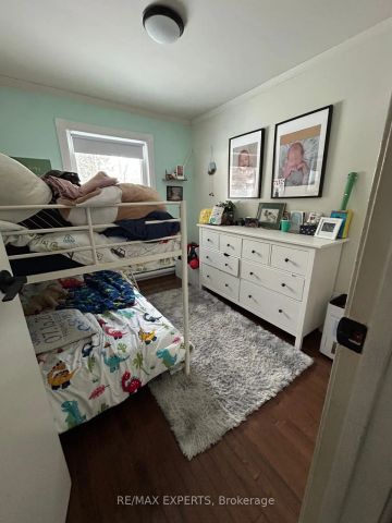 1982 Kate Avenue - Photo 2