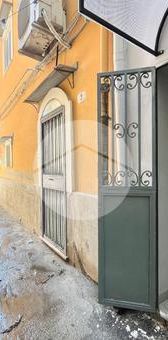 Monolocale in affitto - Photo 1