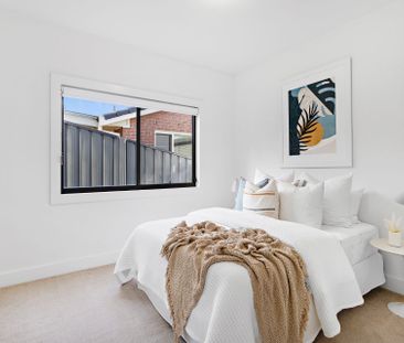 Spacious 4 Bedroom Townhouse - Photo 5