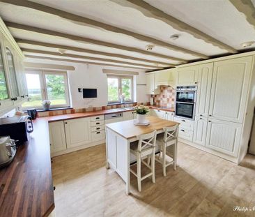 4 bedroom barn conversion to rent - Photo 6