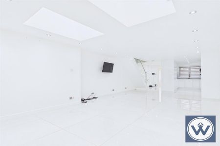 3 bedroom terraced house to rent - Photo 2