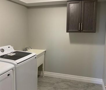 For Lease - 105 REED ST #LOWER, Essex, Ontario - Photo 1
