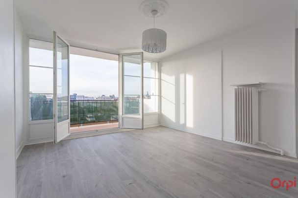 Location Appartement 3 pièces 68m² STE GENEVIEVE DES BOIS 91700 - Photo 1