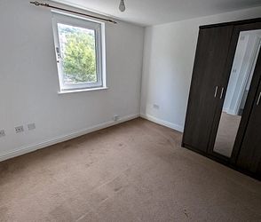 Folkestone Road, CT17 9SD, Dover - Photo 1