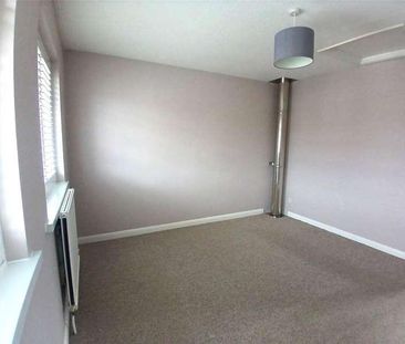 Medway, Hailsham, East Sussex, BN27 - Photo 1