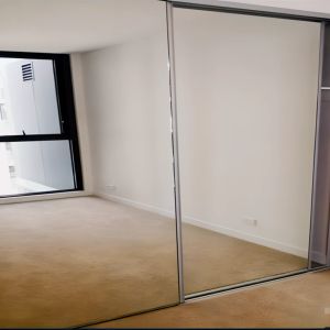 1 Delhi Road, Sydney - Photo 2