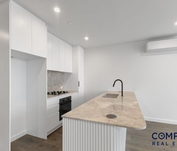 Stylish 2-Bedroom Apartment with Premium Inclusions - Photo 4