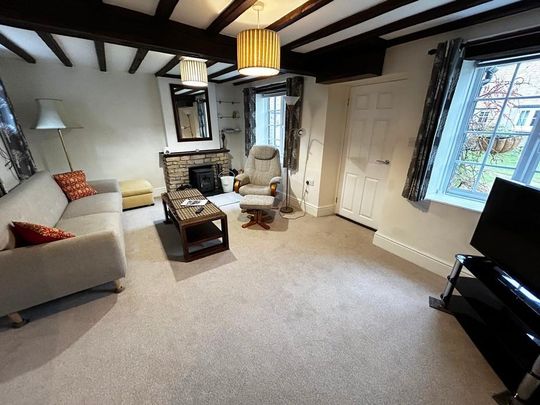 2 bedroom cottage to rent - Photo 1