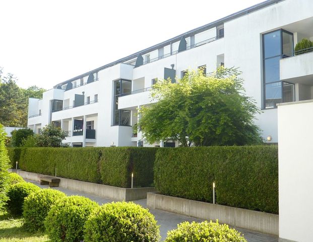 Duplex dans un quartier résidentiel de standing, proche de toutes commodités - Photo 1