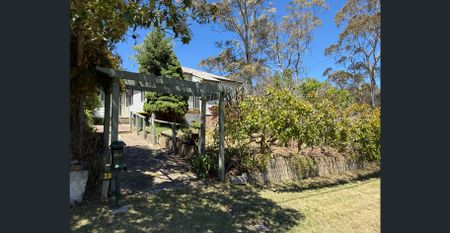 Mountains Cottage with Studio! - Photo 2