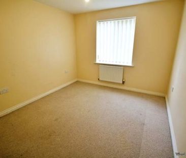 2 bedroom property to rent in Farnworth - Photo 4