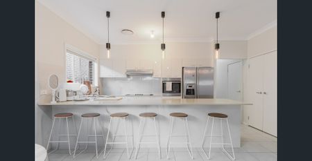 Modern family home in prime location - Photo 4