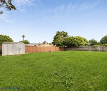 8 Arrowfield Street, 4350, Wilsonton Heights Qld - Photo 6