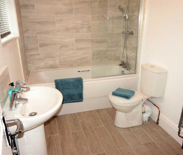 2 bedroom terraced house to rent - Photo 6