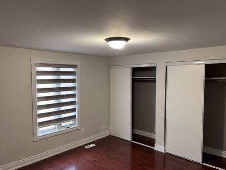 For Lease - 60 Trott Square, Toronto, Ontario - Photo 4