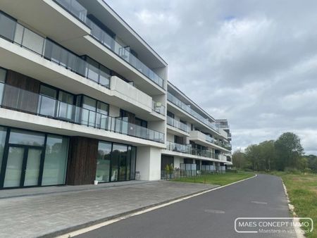 Luxueus nieuwbouwappartement te huur met zicht op de Leie nabij Waregem - Photo 2