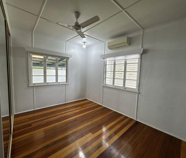 Charming Duplex in Gulliver - Photo 2