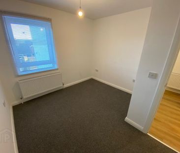 Apt 5, 46 Grand Street, Hilden, Lisburn, BT27 4UD - Photo 4