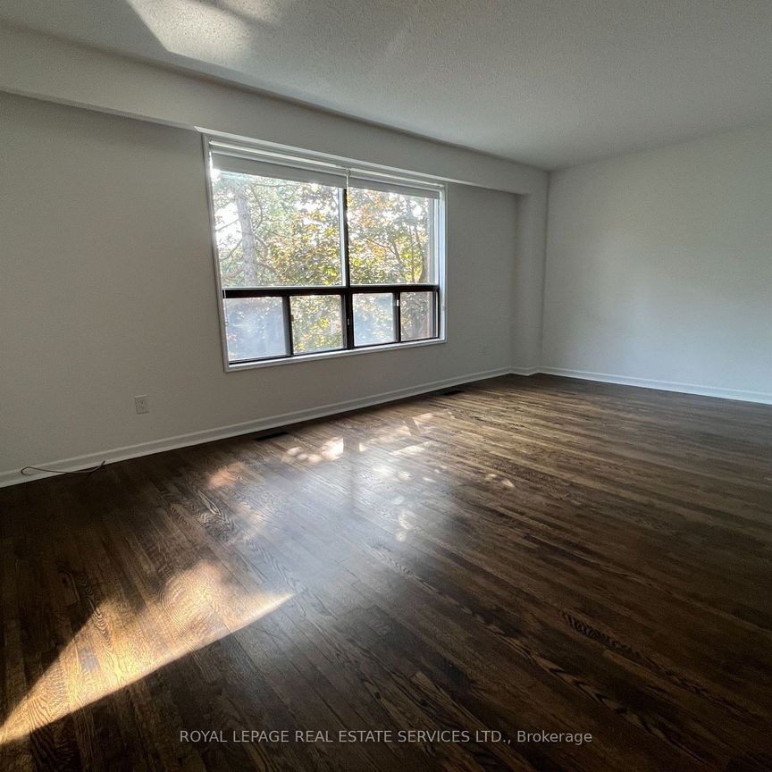 For Lease - 10 Yetta Shepway N/A, Toronto, Ontario - Photo 1
