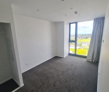 Modern Studio Apartment in Ellerslie - Photo 1