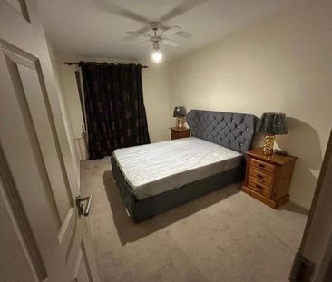 2 bedroom house of multiple occupation to rent - Photo 3