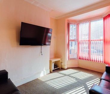 2 bedroom house share to rent - Photo 2