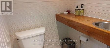 128 GALLEY AVENUE - Photo 2