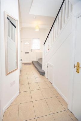 Room 3, 46 Wellesley Avenue, Belfast, BT9 6DH - Photo 1