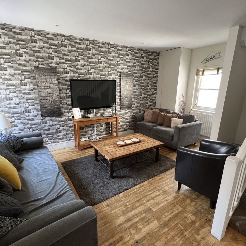 Wentworth Street, Brighton - Photo 1