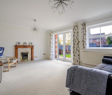 5 bedroom semi-detached house to rent - Photo 1