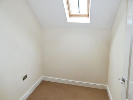 3 bedroom flat to rent - Photo 5