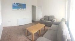 3 bedroom apartment to rent - Photo 1