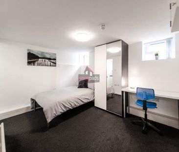 1 bedroom in a flat share to rent - Photo 1