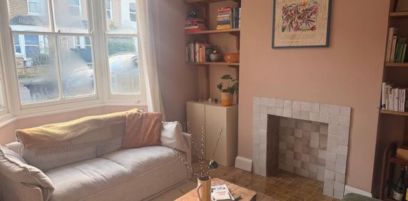 1 Bed Flat, Arabin Road, SE4 - Photo 2