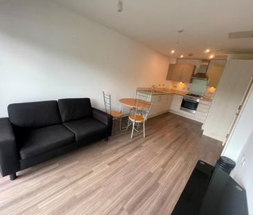 1 Bed Flat, Lee High Road, SE13 - Photo 3