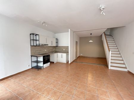 Location Appartement 3 pièces 84m² JARGEAU 45150 - Photo 2