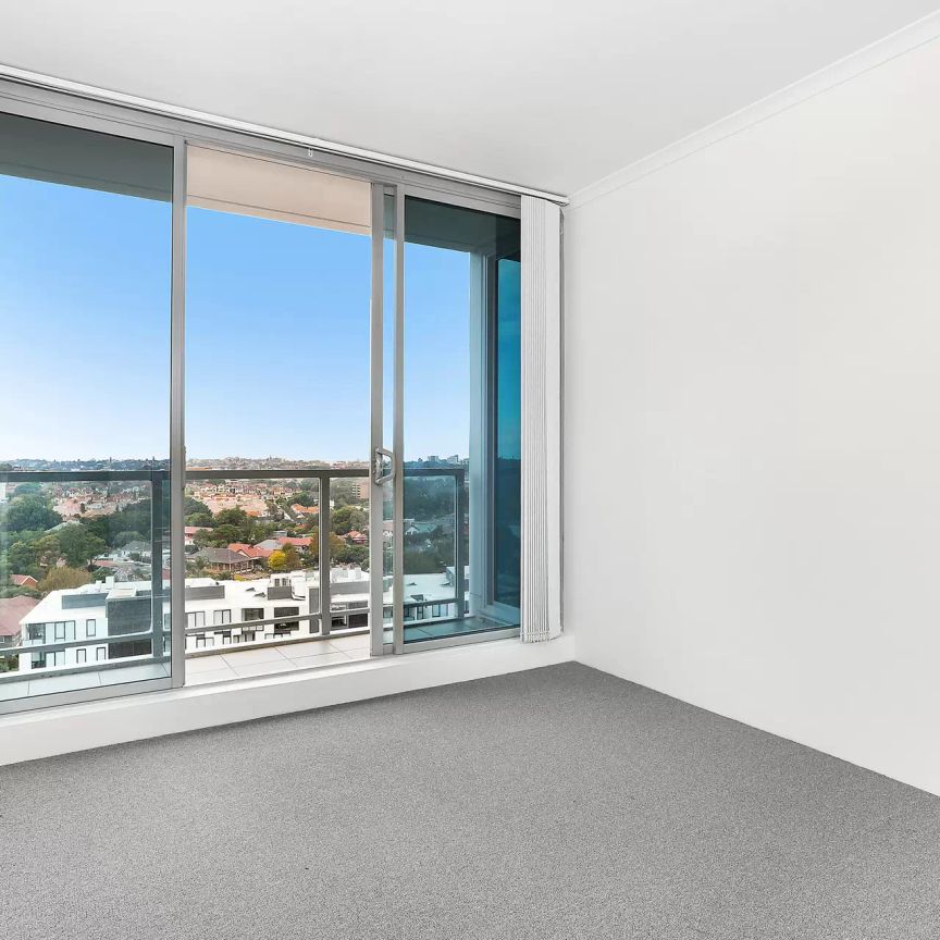 MGM MARTIN - TWO BEDROOM APARTMENT - Photo 1