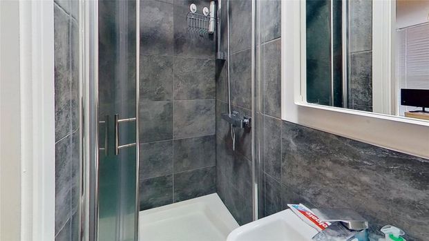 4 bedroom house to rent - Photo 1