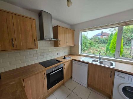 Manor Road, Salford, M6 - Photo 4