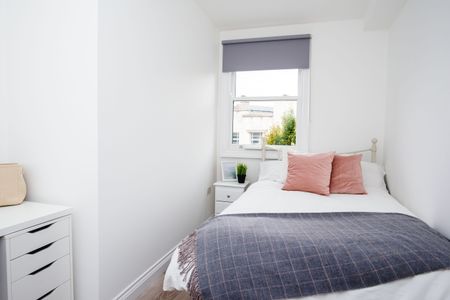 Flat E, 25 Lister Gate, NG1 7DE, NOTTINGHAM - Photo 5