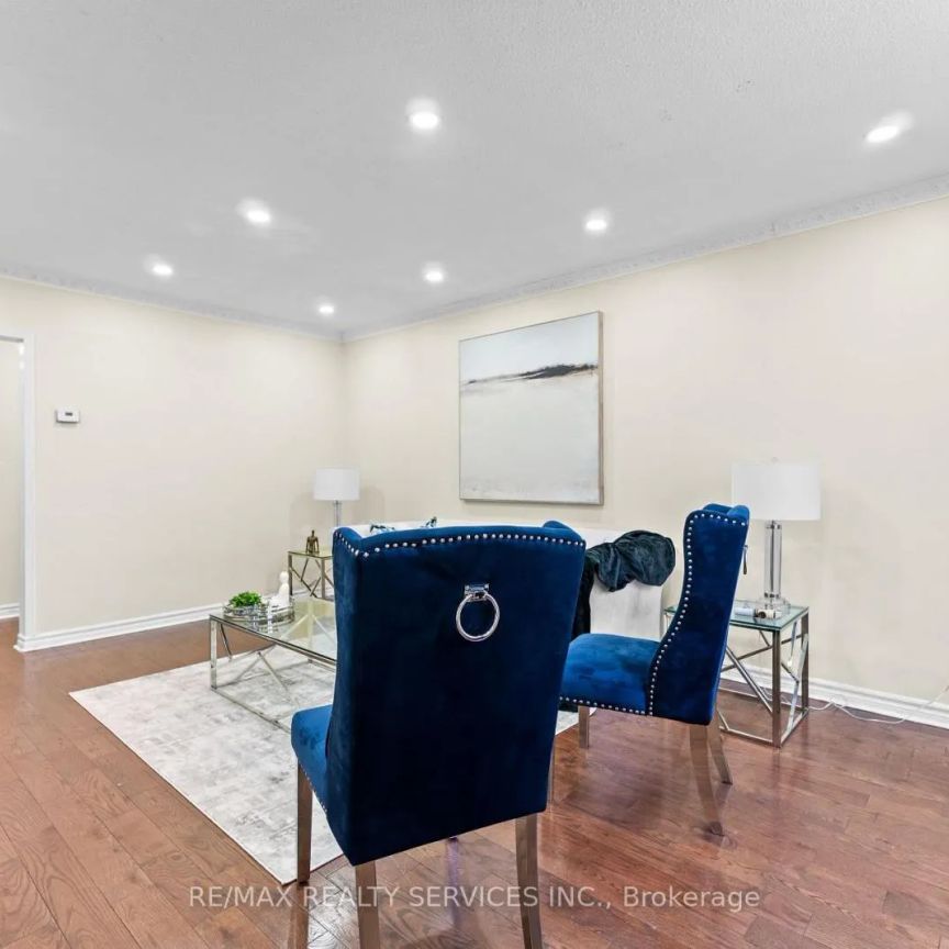 13 LINKDALE ROAD - Photo 1