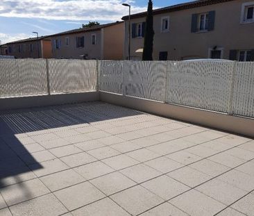 T3 AVEC TERRASSE ET PARKING DOUBLE - Photo 3