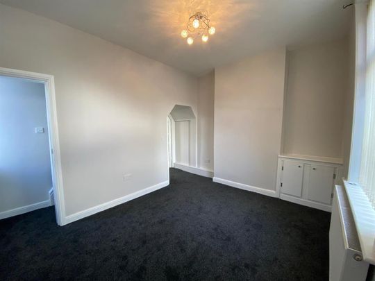 2 bed end of terrace house to rent in Scarlett Street, Burnley, BB11 - Photo 1