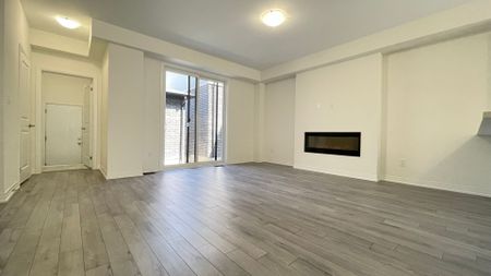 For Lease - 341 Coronation Road, Whitby, Ontario - Photo 2