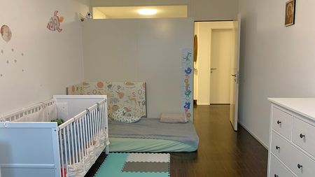 3½ Zimmer-Wohnung in Kloten (ZH), möbliert - Photo 2