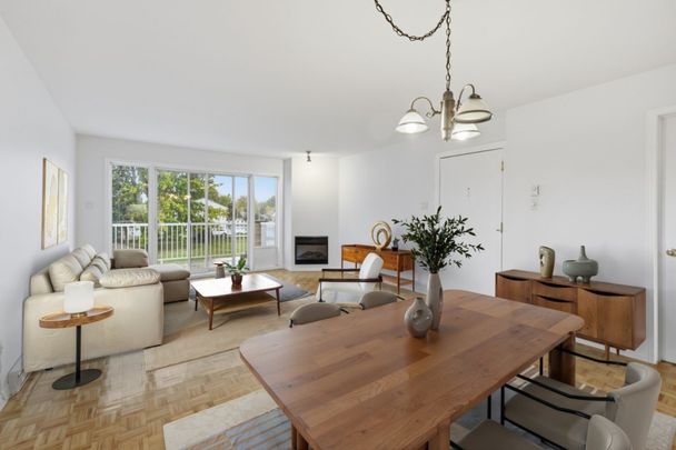 Appartement à louer - Laval (Chomedey) (Place Renaud) - Photo 1