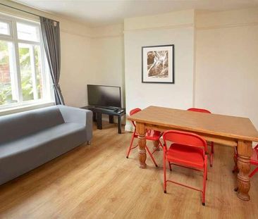 Coombe Road, Brighton, BN2 - Photo 3