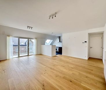 Appartement te huur - Photo 1